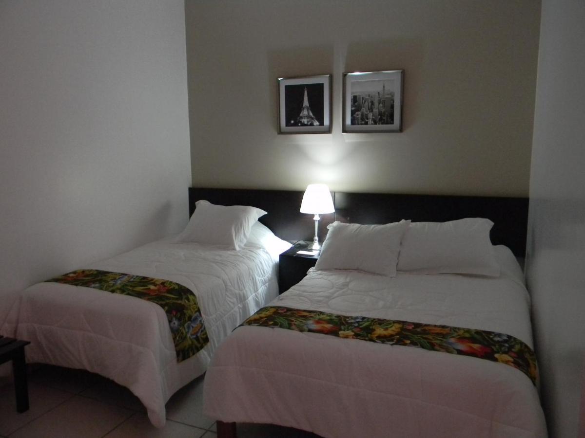 Hostal "Centrika" ตาราโปโต ภายนอก รูปภาพ