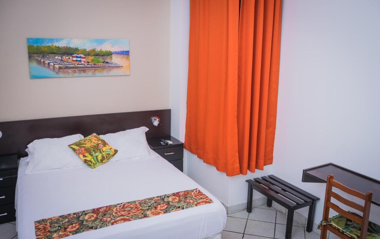 Hostal "Centrika" ตาราโปโต ภายนอก รูปภาพ