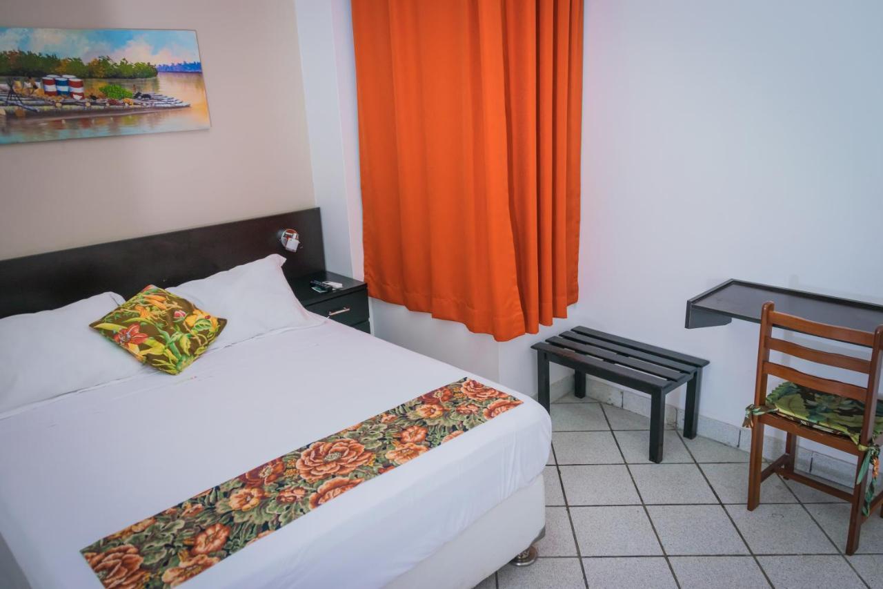 Hostal "Centrika" ตาราโปโต ภายนอก รูปภาพ
