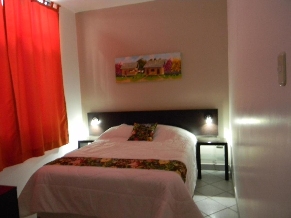 Hostal "Centrika" ตาราโปโต ภายนอก รูปภาพ