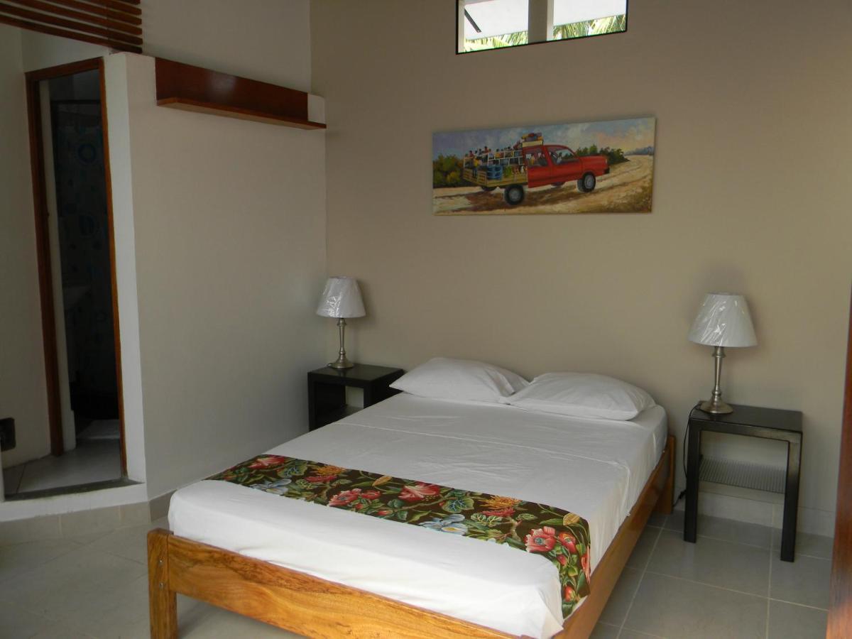 Hostal "Centrika" ตาราโปโต ภายนอก รูปภาพ