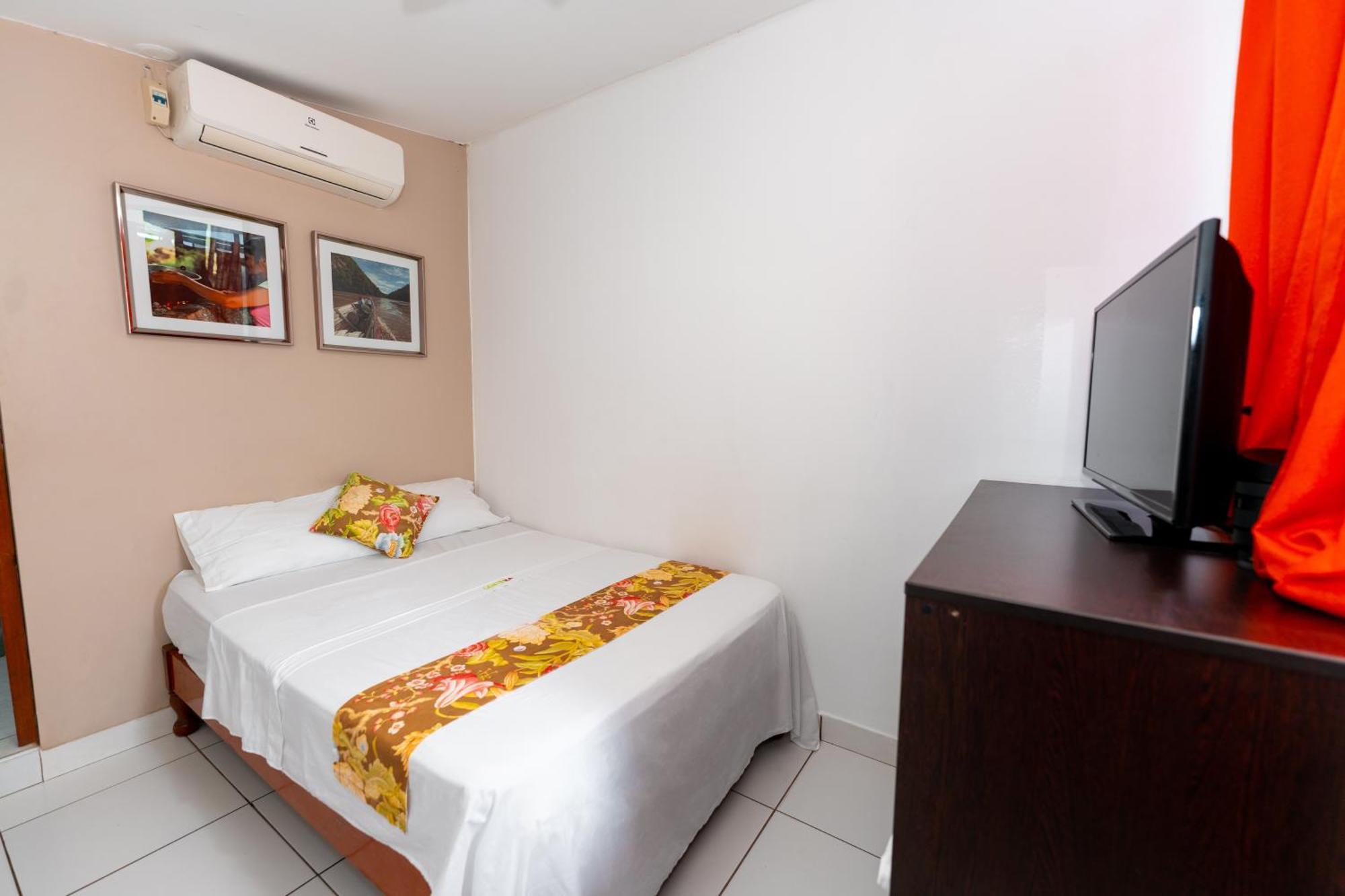 Hostal "Centrika" ตาราโปโต ภายนอก รูปภาพ